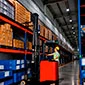 Reach Truck Eléctrico 1.5T vista lateral