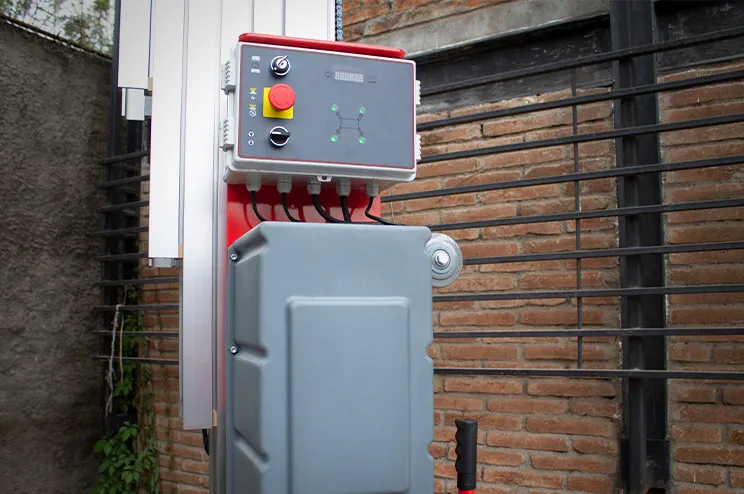 elevadora unipersonal